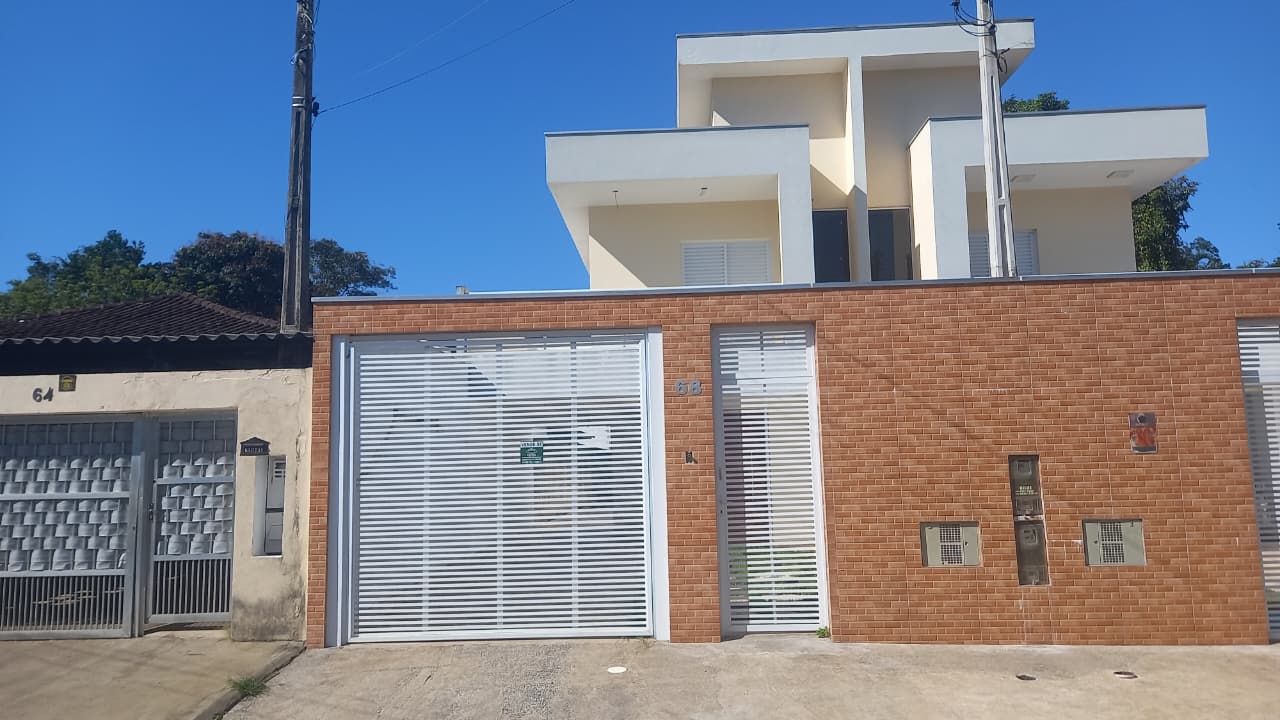 SOBRADO, COM 4 SUITES, SALA, COZINHA E AREA DE SERVIÇO 